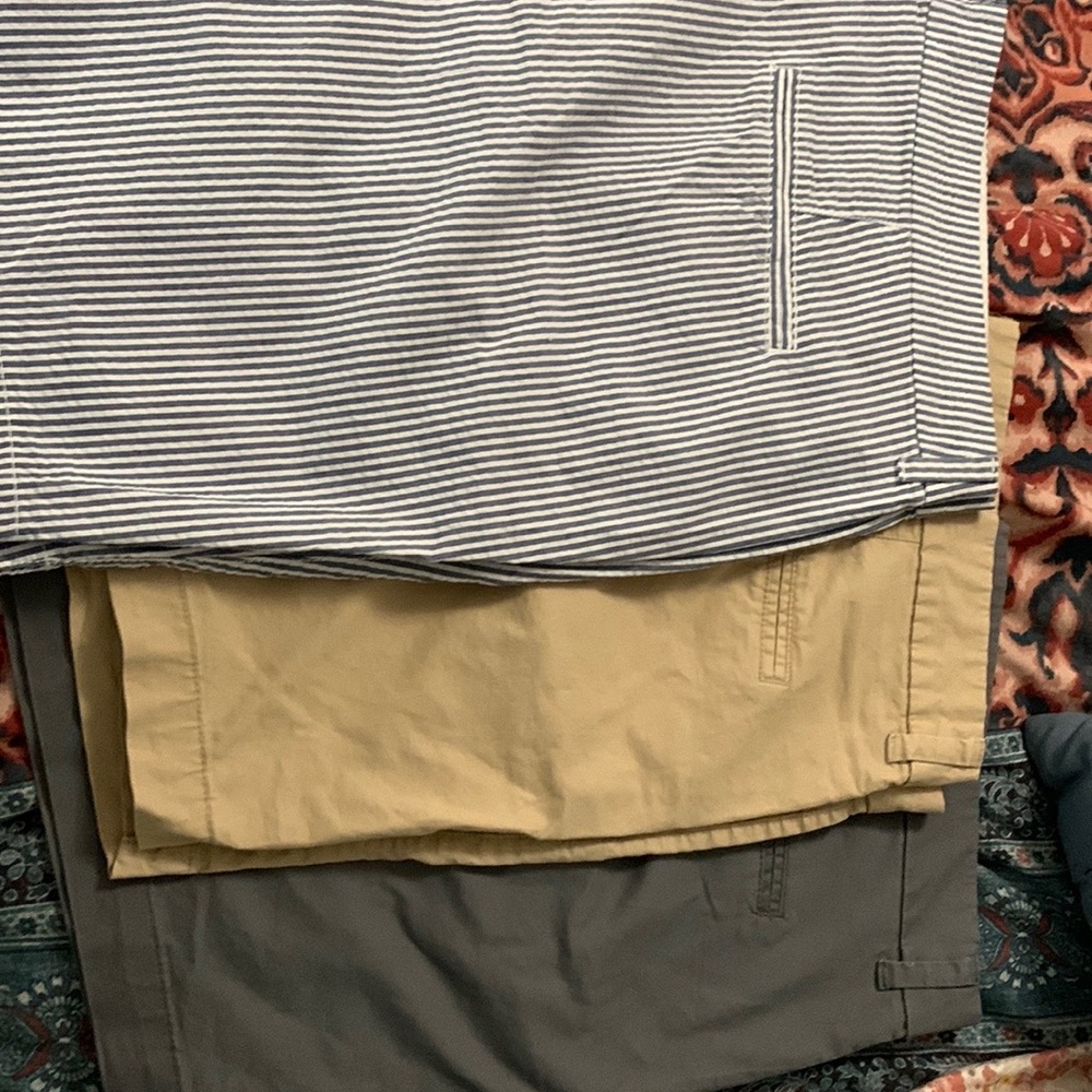 Old Navy everyday shorts sz 18